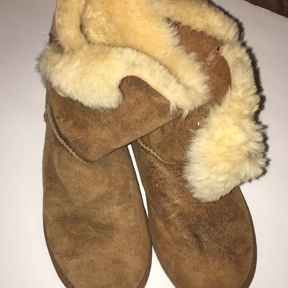 Ugg Boot - image 1